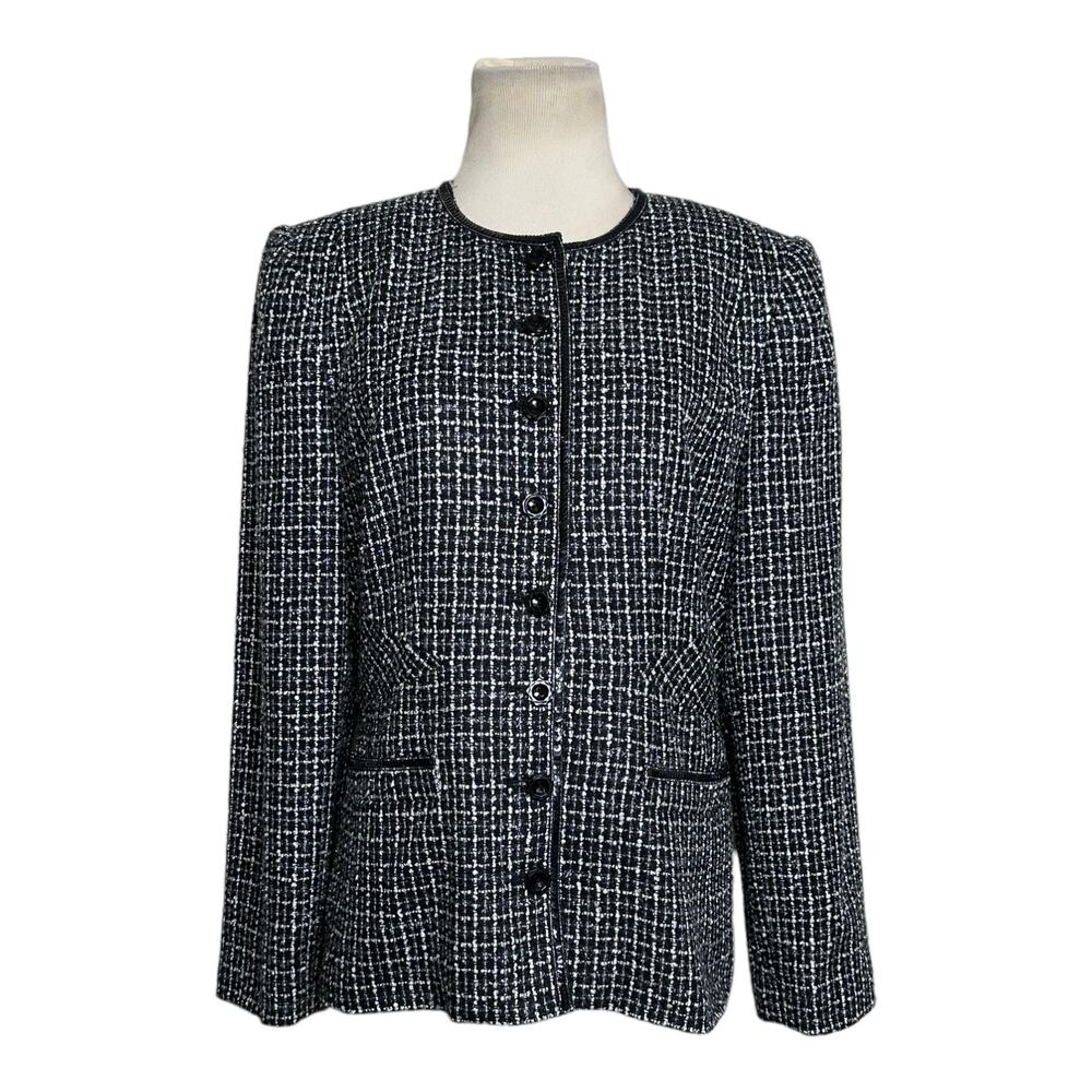 Sag Harbor black tweed sequin trim detail button blazer size 12 - Picture 10 of 10